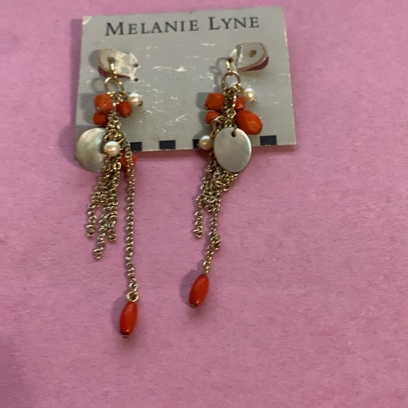 Melanie Lyne earrings - Picture 4 of 5